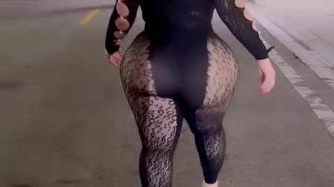 INDIAN AUNTY SEXY TWERK VIDEOS