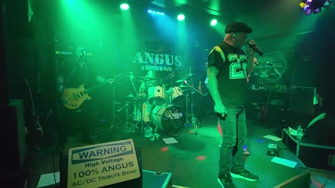 100% Angus A AC/DC Tribute Band "Let Me Put My Love Into You" AC/DC Cover
