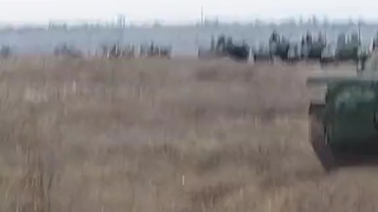 Ukrainian troops amass for potential assault on Russian positions