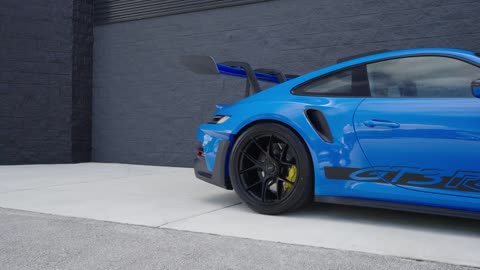 Porsche 911 GT3 RS (992) in Shark Blue