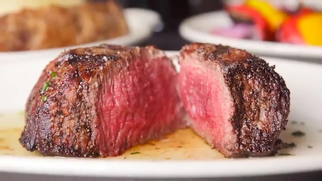 Filet Mignon Vs Tenderloin: Which Cut Of Steak Should You Buy?