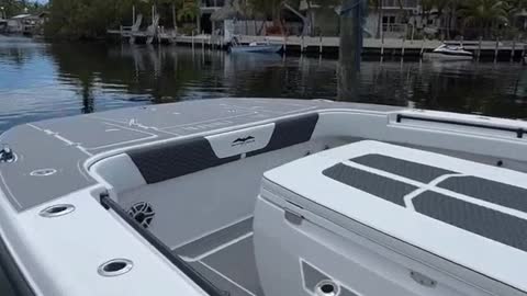 1946# Invincible Catamaran at Plantation Boat Mart FloridaKeysrvDFzkKlns