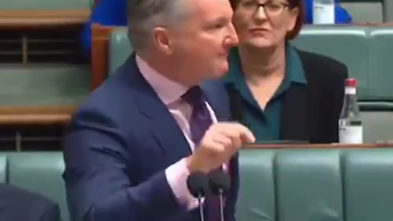 AUSTRALIA - DEEPSTATE LIZARD IN FULL PANIC MODE! AWESOME - NOTHING CAN STOP WHATS COMING