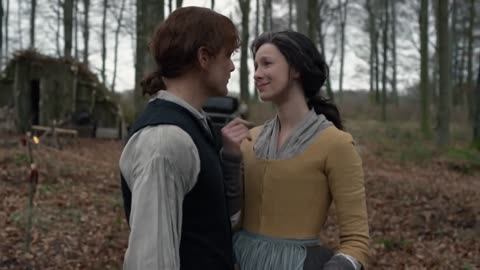 Claire And Jamie Every Kiss | Season 4 | Outlander
