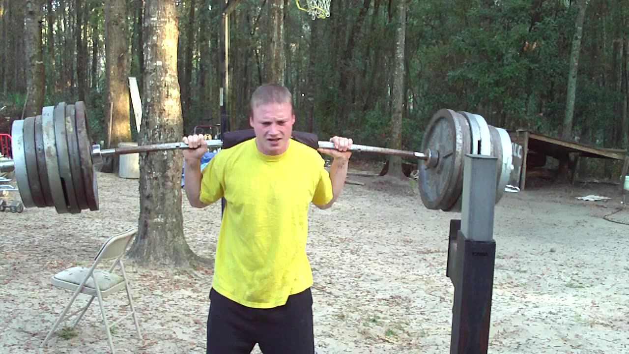 Bar Ab Twists With 615 lbs.