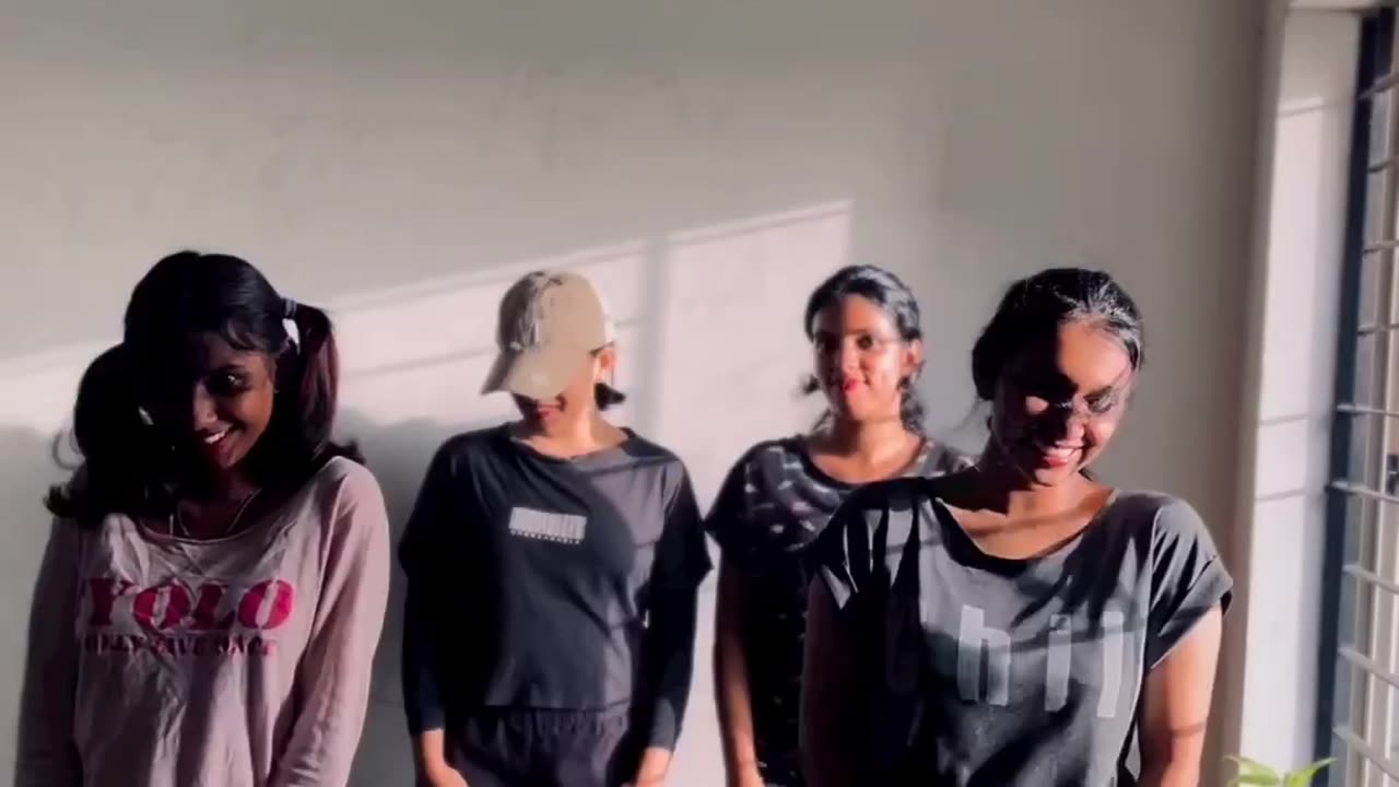 Girls Group Dance Trending Video/TrendTracker #shorts #trend #Vairal #new