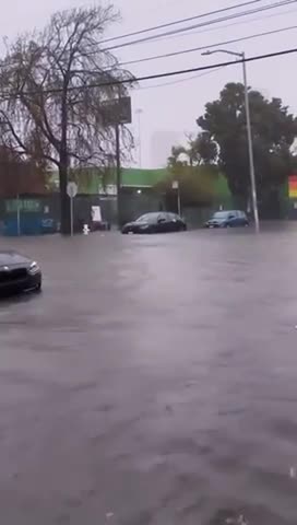 Water 💦 was having a field day in San Francisco