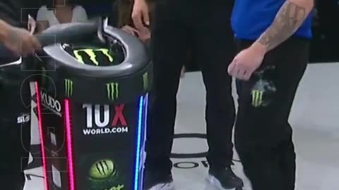 New power slap fight
