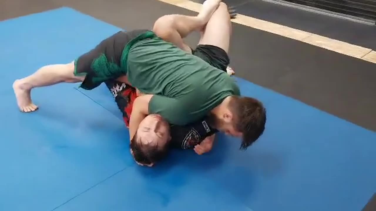 David vs Goliath Jiu-Jitsu roll