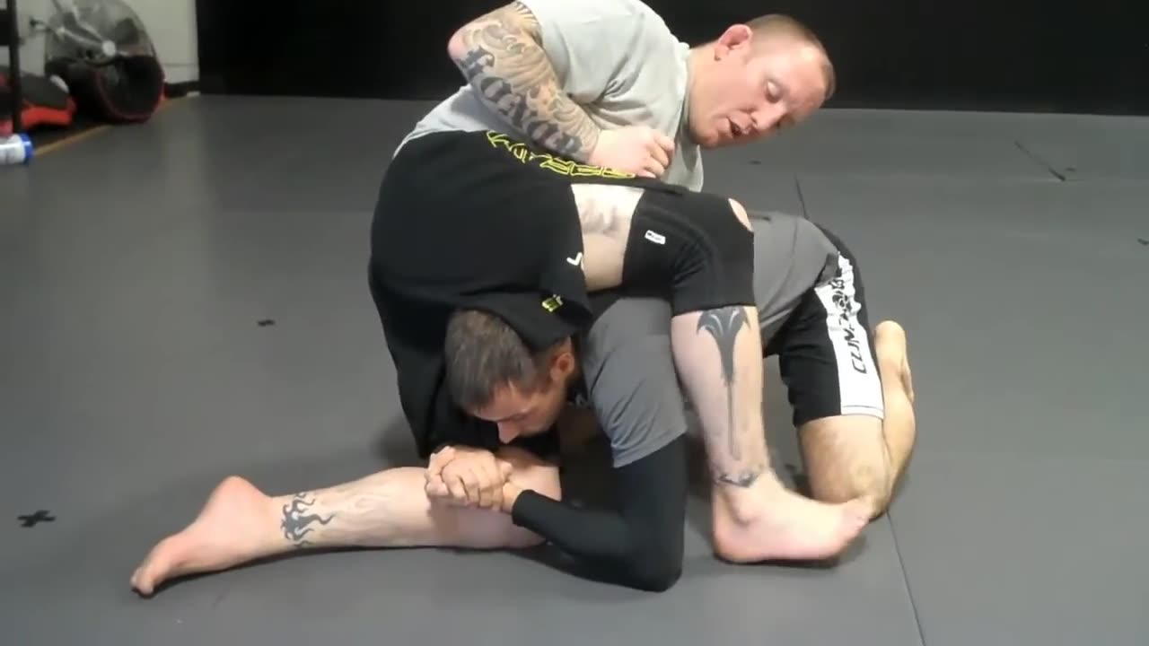 Leg Triangle from a Single Leg