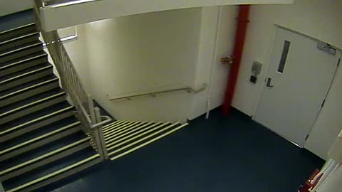 8400OHOB03Stair1_2021-01-05_15h40min01s823ms.mp4