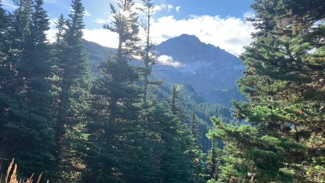 Oregon – Mount Hood – Peak of the Stunning Mountain Peak