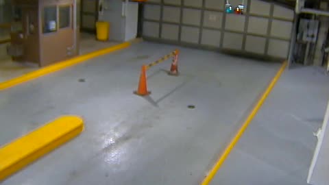 3135RHOBG21stStPedestrianDoor_2021-01-05_00h40min01s007ms.mp4
