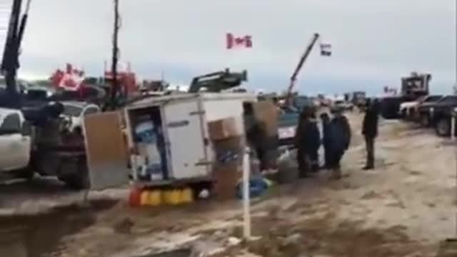 "Freedom Convoy"Canada USA Border Blockade" Coutts & Milk River Blockade" Feb. 2022 | Truckers News