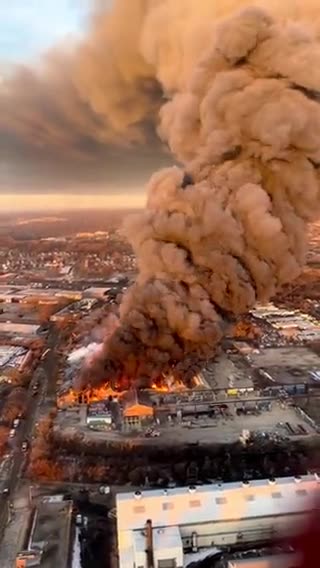 Chicago Heights: Morning fire at manufacturing facility at 11th/Washington!!! Orchestrated