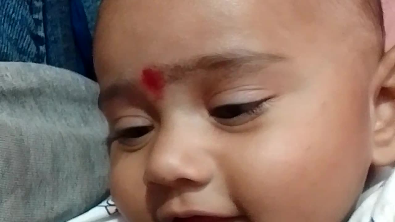 Aadrika cute moment ❤️❤️
