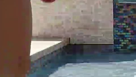 me and her fandy are getting married pool