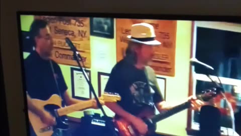 Grandson dances to Alibi Pass