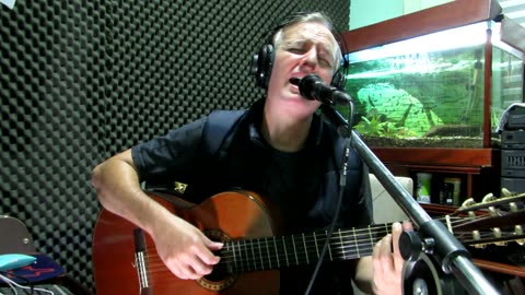 Porto Solidão (acoustic cover)