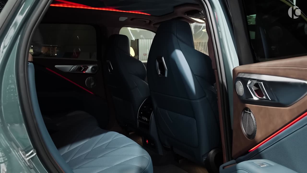 2023 BMW XM - Interior and Exterior in details