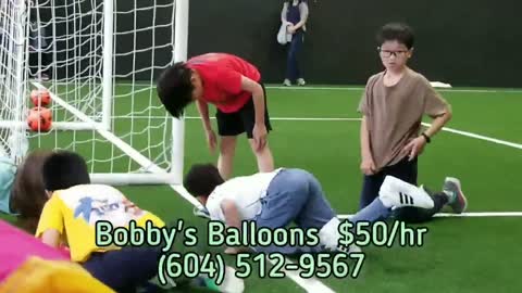 BC Canada Vancouver Balloon Twisters 50 Loonies an Hour Reviewed