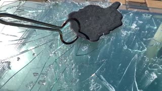 EXPERIMENT: LAVA vs AIRPLANE GLASS