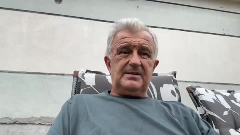 Hand in Hand gegen die Diskriminierung der Deutschen ! Teil 2