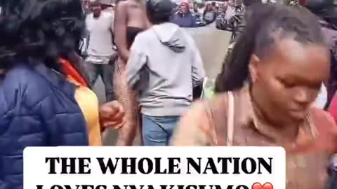 The Tallest Woman in Africa goes Viral and becomes a Sensationsal