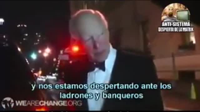 Notero confronta a Rothschild en la calle