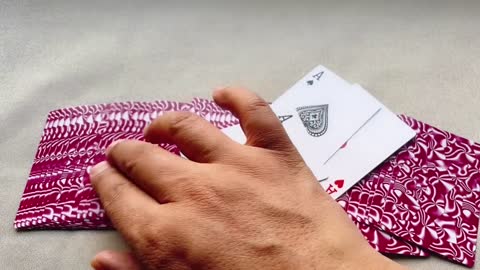 How to find the prophecy card in the shuffled card, relying on memory? It's really simple