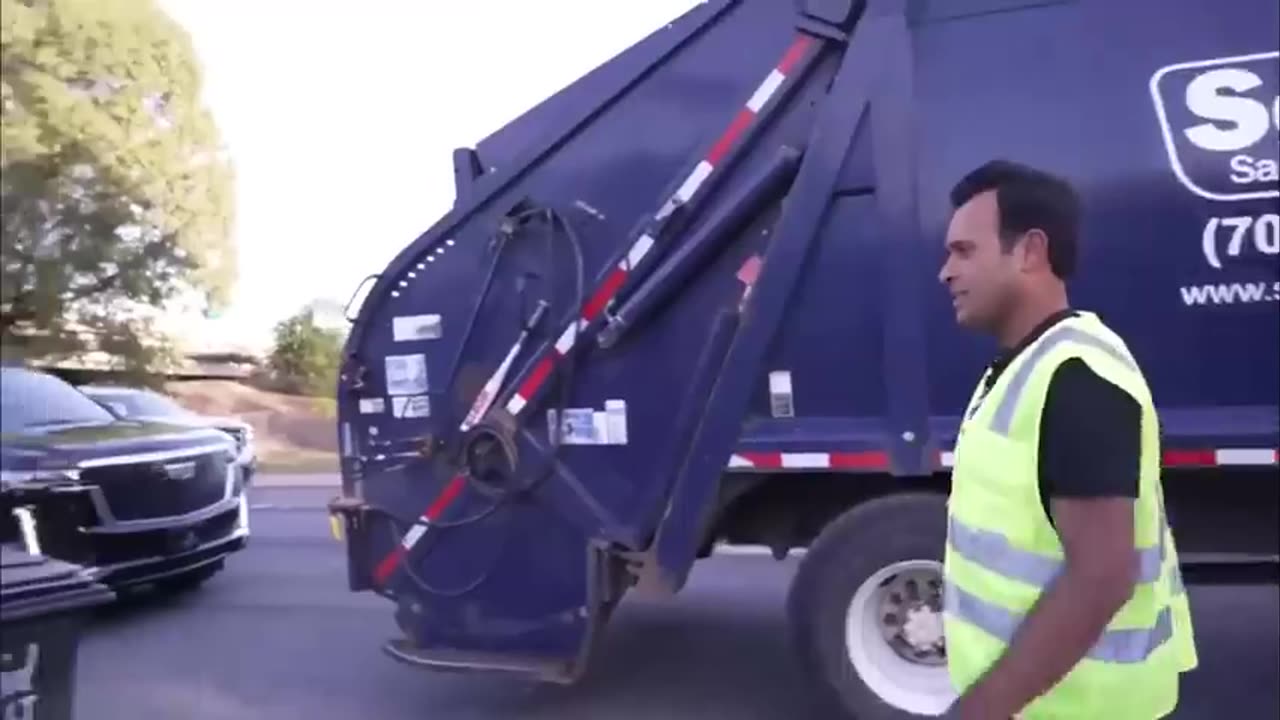 Vivek Ramaswamy takes garbage truck to Trump campaign event in NC