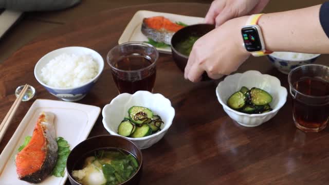 How to Make Japanese Breakfast - Japanese Cooking 101