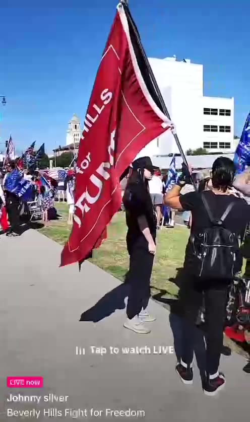 Meanwhile in Beverly Hills today