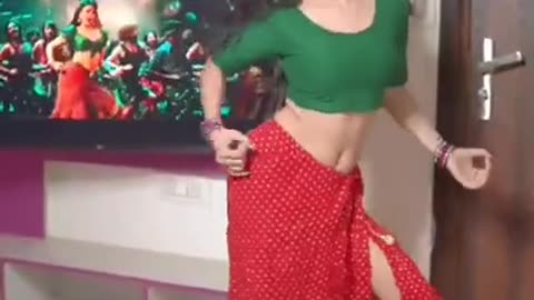 Ekka Saka Pakistani Girl Dance #tiktok #snackvideo #hot #bollywood