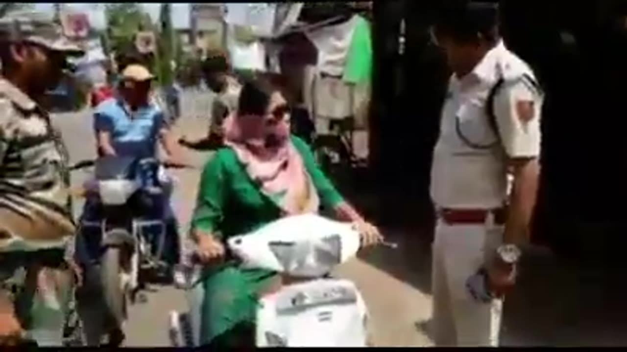 Funny videos 😂😂📸 police