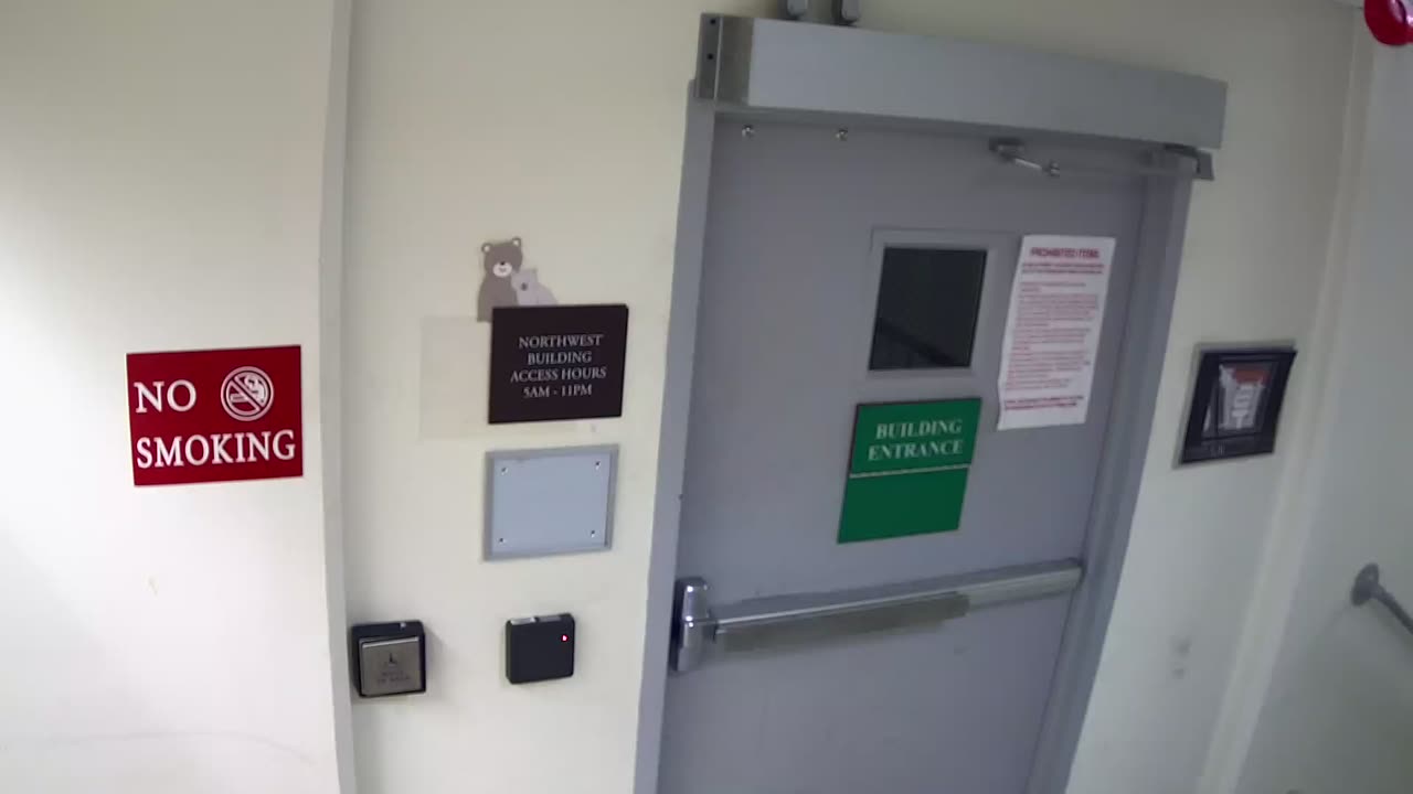 5181CHOBBANorthLobbyStair8_2021-01-05_02h40min00s757ms.mp4