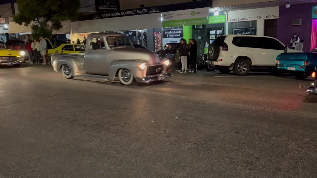 Narrandera Rod Run 2023 (night) 19 Cruisin no boozin