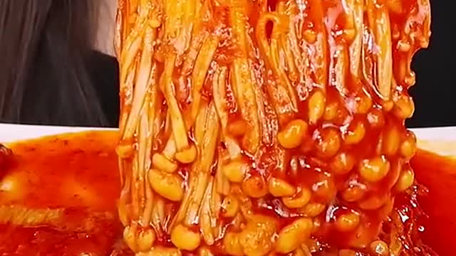 Spicy Enoki Mushrooms #zoeyasmr #zoeymukbang #bigbites #mukbang #asmr #food #먹방 #틱톡푸드 #spicyenokimus