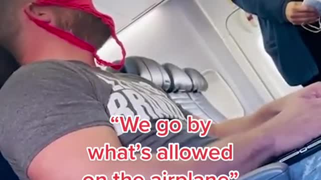 US man thrown out of flight for red thong mask