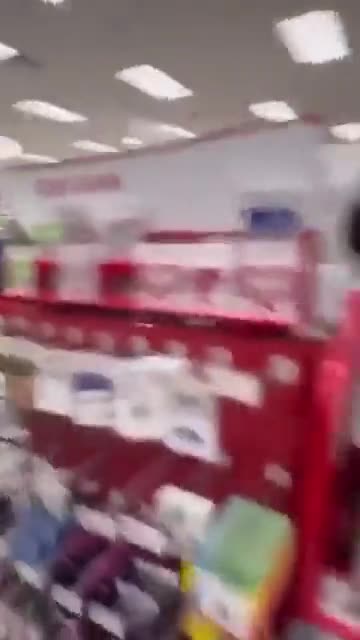 Nel frattempo... In America 🇺🇲