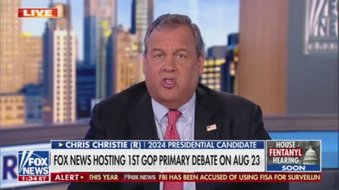 Chris Christie praises Wray, bashes GOP