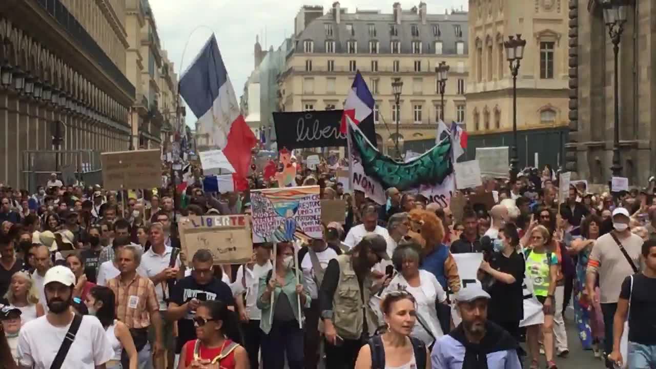 Our French Brothers and Sisters Standing Up to tyranny... VIVE LA RÉSISTANCE!!!