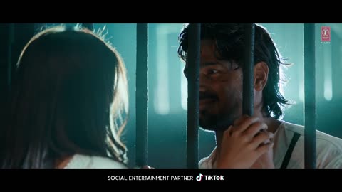 Thodi_Jagah_Video__Riteish_D,_Sidharth_M,_Tara_S__Arijit_Singh__Tanishk_Bagchi(1080p)