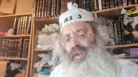 וכי תימא דשקיל ריפתא על כולה והתנן אחד מכל קרבן שלא יטול מקרבן על חבירו - שיר נ נח מסכת נדרים דף יב