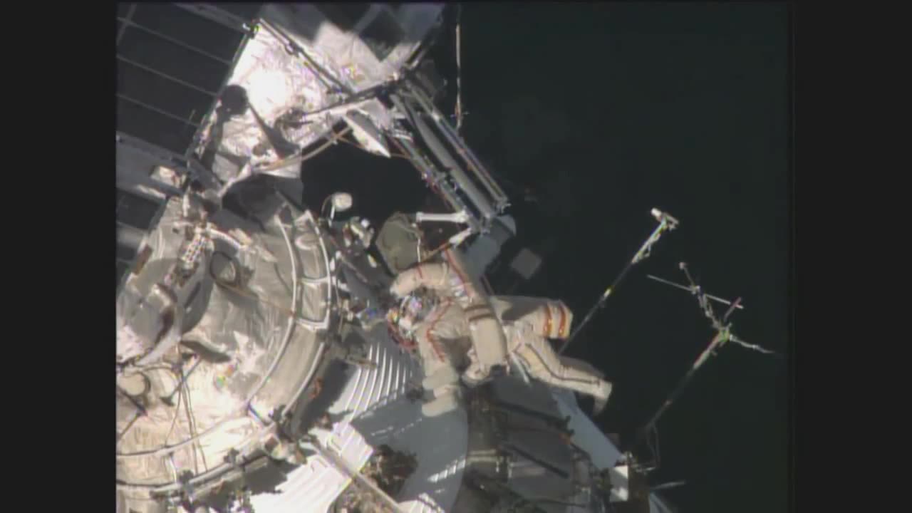 space_station_spacewalk Nasa top channel ////please follow me