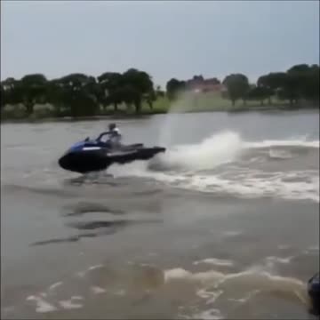 FAILS ON THE WATER