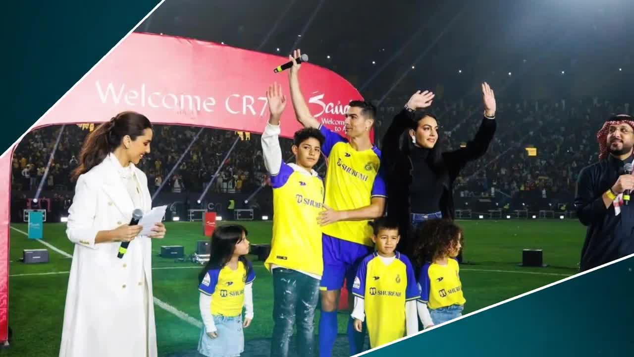 DETIK" RONALDO TIBA DI STADION AL-NASSR DI SAMBUT RIBUAN WARGA ARAB