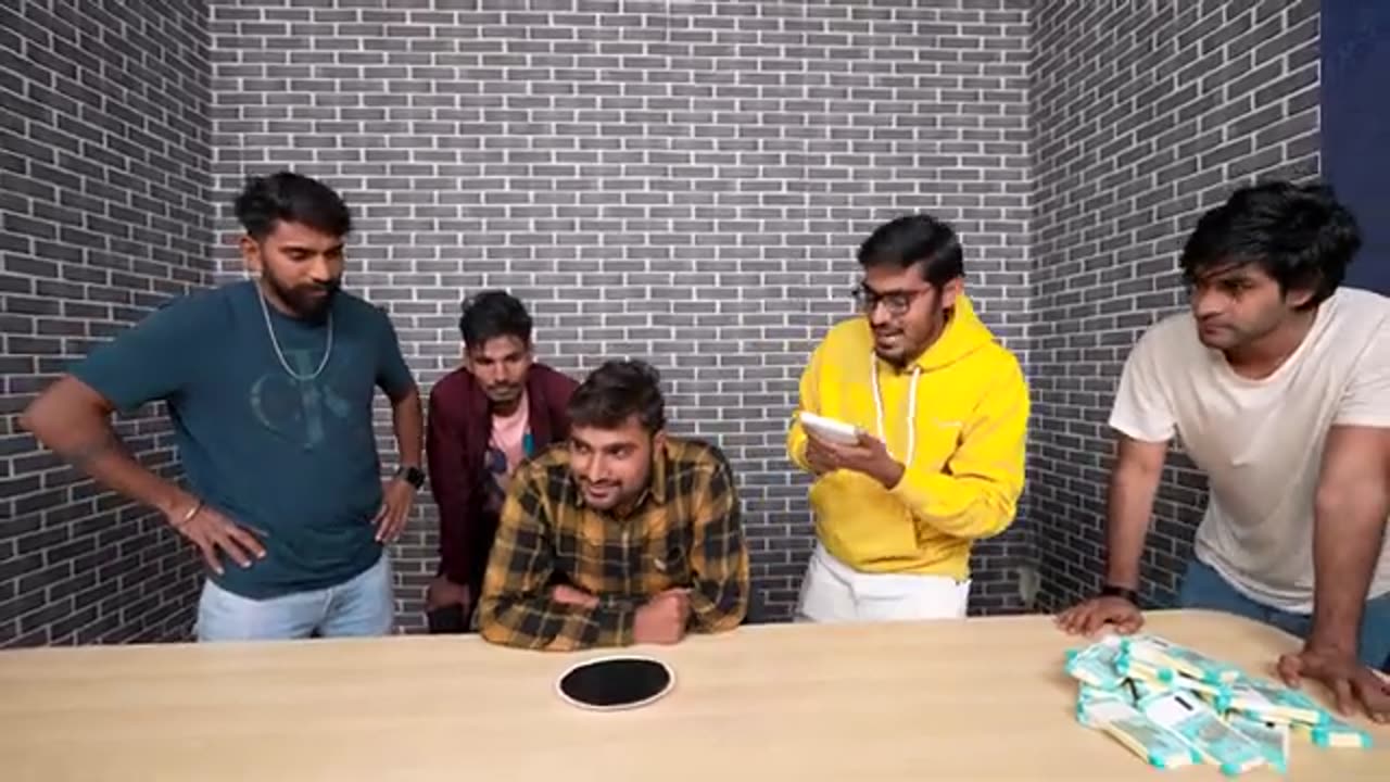 1 lakh rupees on lieing😮😮