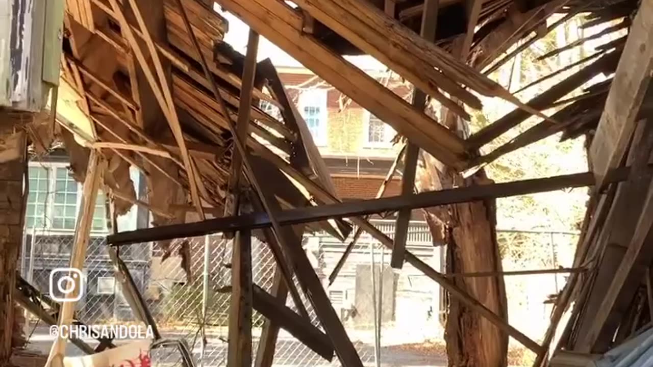 EXPLORING WHAT’S LEFT OF HISTORIC BUILDINGS!