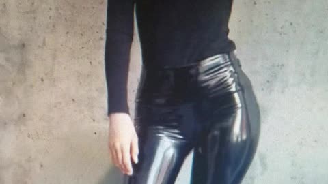 Sexy Leggings Friday ❤👄💋